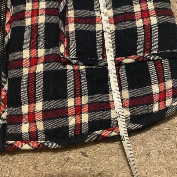 Plaid puffer vest - Picture 4 of 8